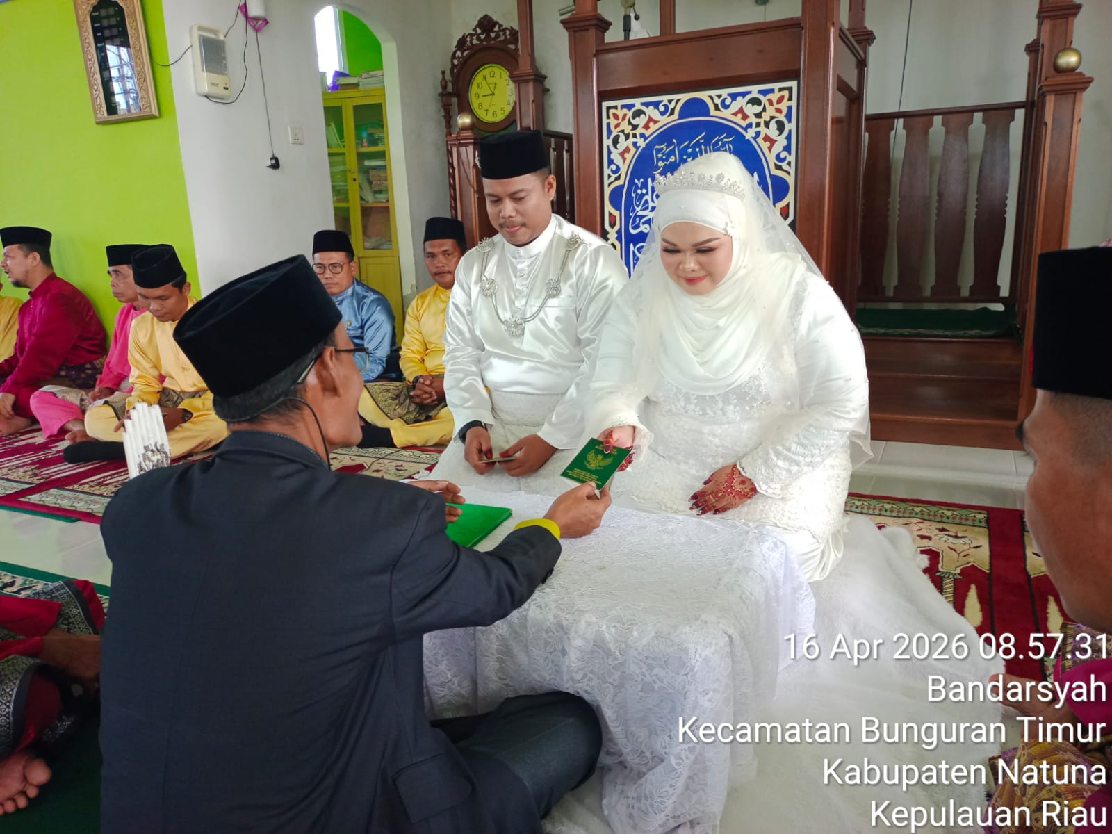 Perkuat Sakralitas di Rumah Allah, Kepala KUA Bekali Mempelai Nilai Saling Menghargai